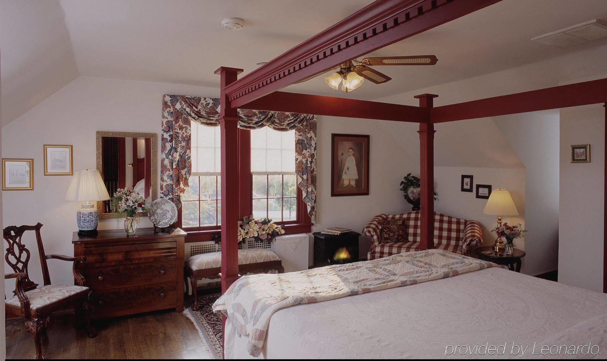 Cedars Of Williamsburg Bed & Breakfast Buitenkant foto